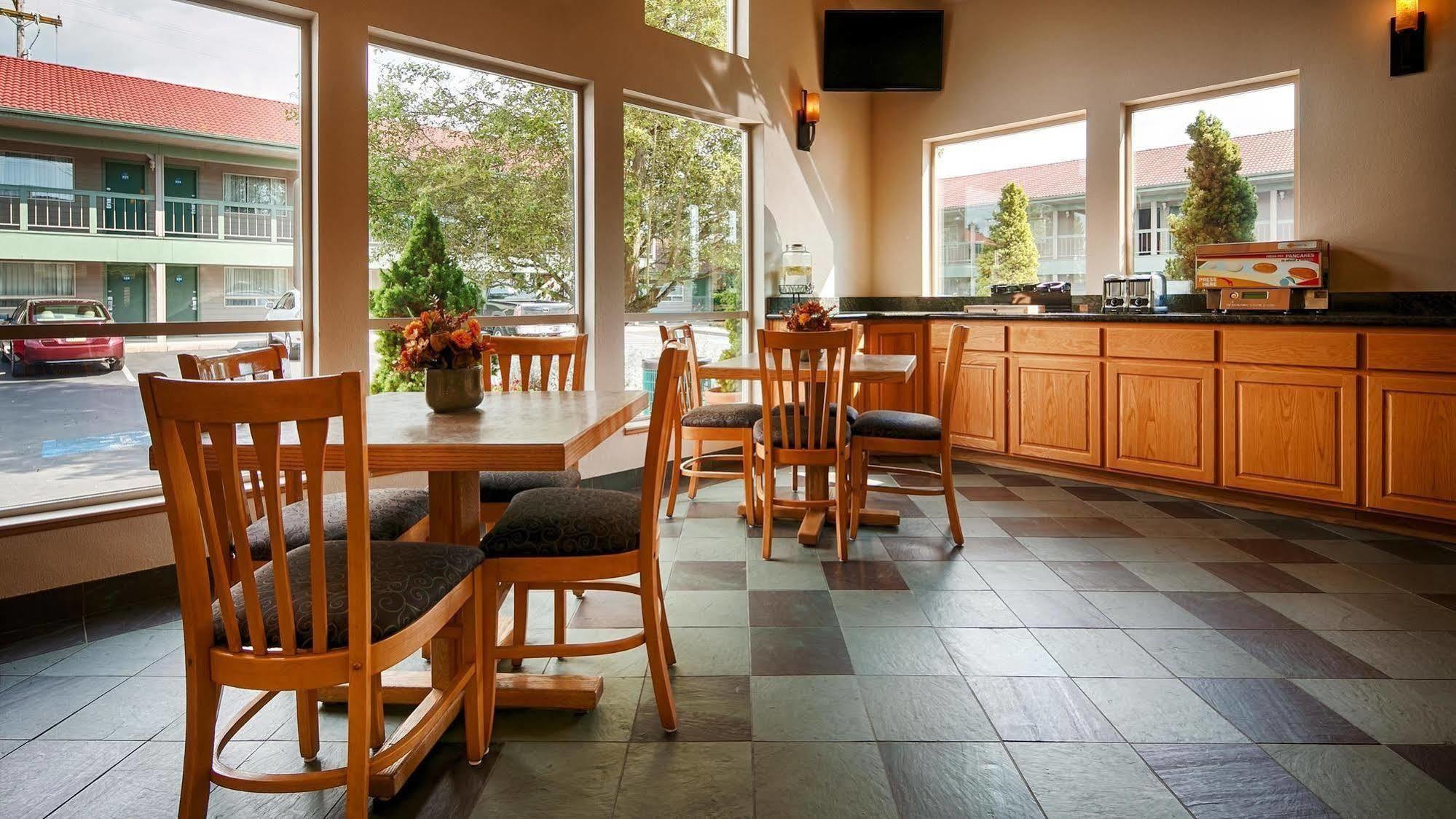 Best Western Pacific Highway Inn Salem Exterior photo
